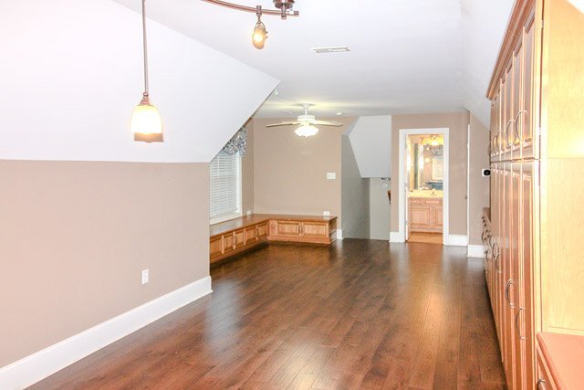 Building Photo - 116 Mallard Cove Dr