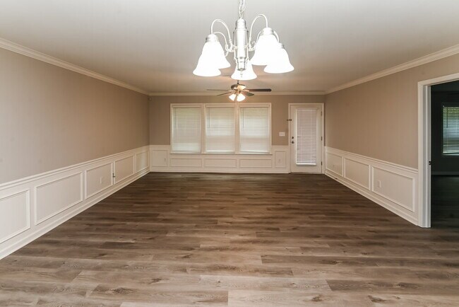 Building Photo - 1544 Logan Patrick Court