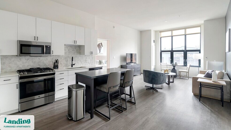 Building Photo - 2480-2522-2522 N Milwaukee Ave