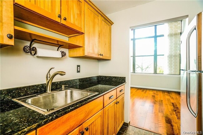 Building Photo - 85 McKinley Ave