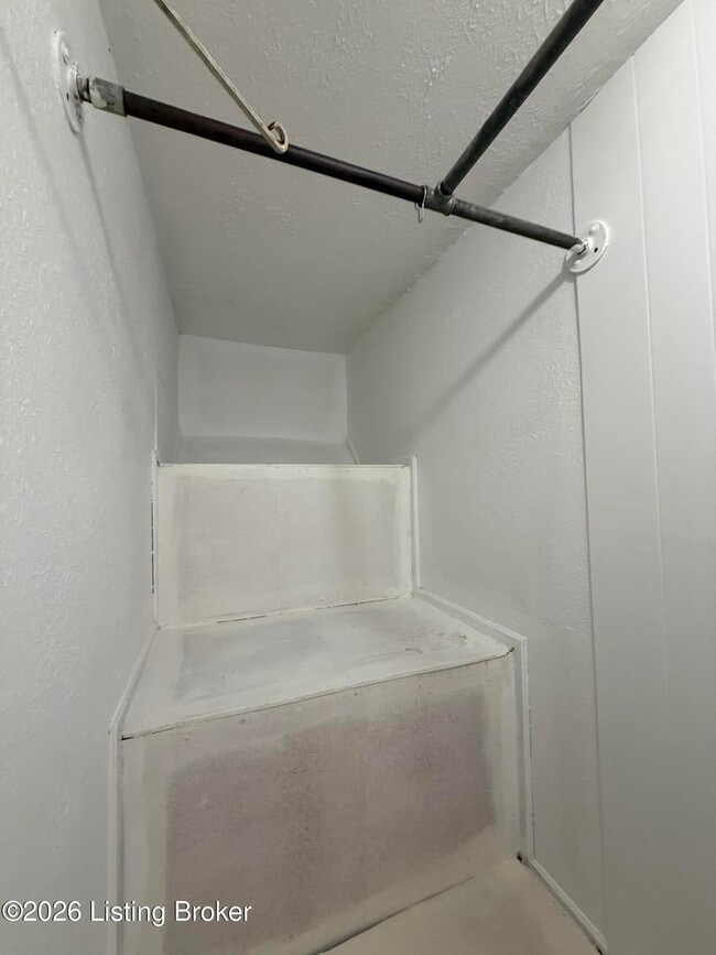 Building Photo - 4206 Dover Rd