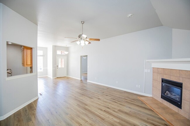 Building Photo - ***41 May Lane***