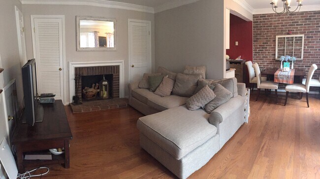 First Floor Family Room - 1216 Michigan Ct