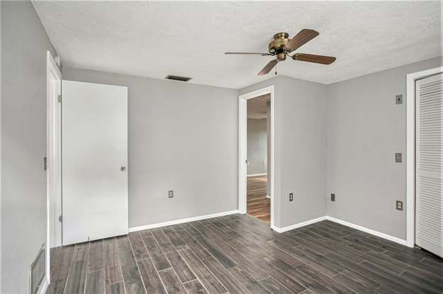 Building Photo - 1109 E Boyer St