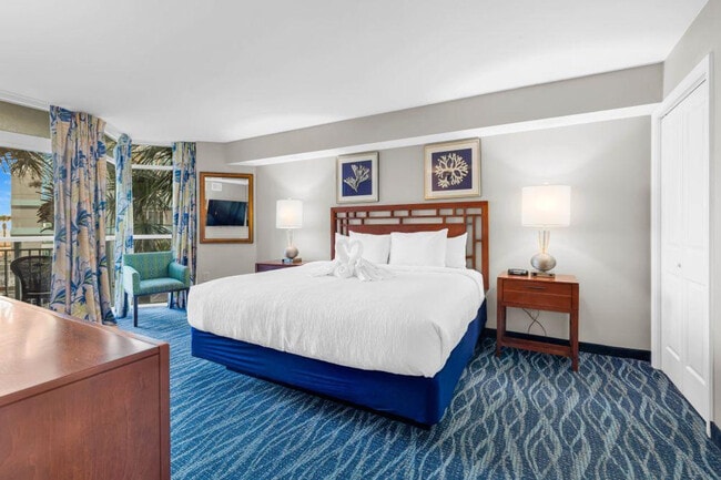 Building Photo - 5300 N Ocean Blvd