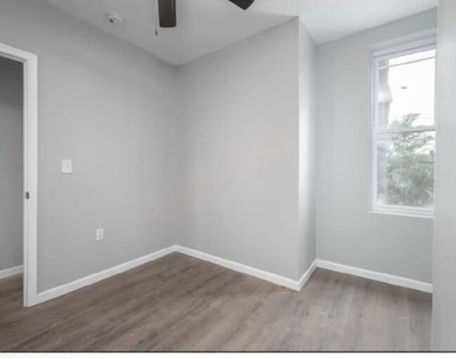 Building Photo - 3 Bedroom Home for Rent