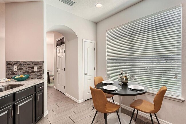 Building Photo - 7001 Interbay Blvd