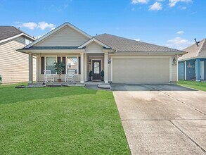 Building Photo - 9518 Fillmont Ln