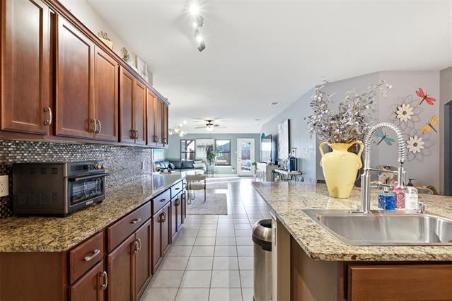 Building Photo - 1036 Decker Dr