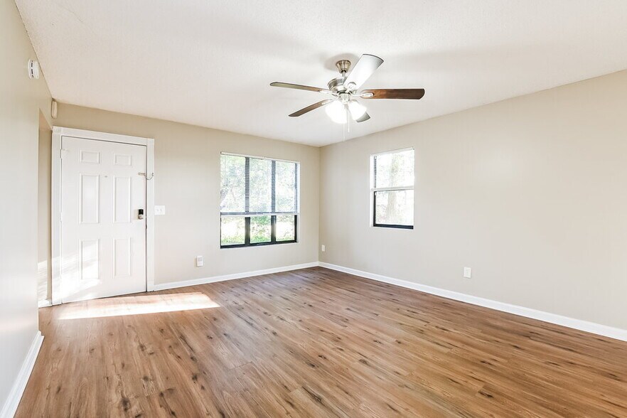 Building Photo - 4314 Pine Hills Cir