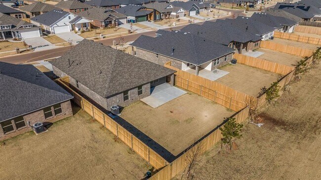 Building Photo - 3236 Pagoda Pead Dr
