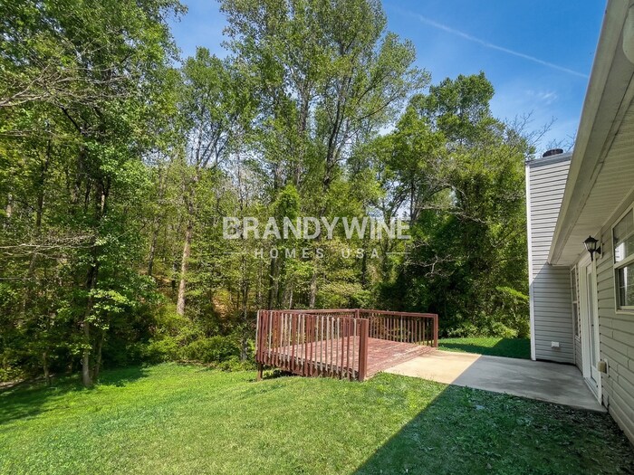 Building Photo - 150 Wynfield Dr