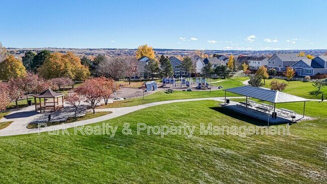 Building Photo - 8596 Bluegrass Cir