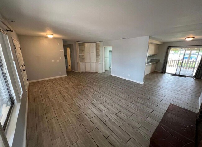 Building Photo - 27390 Alessandro Blvd