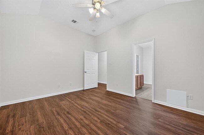 Building Photo - 11346 Glenforest Dr