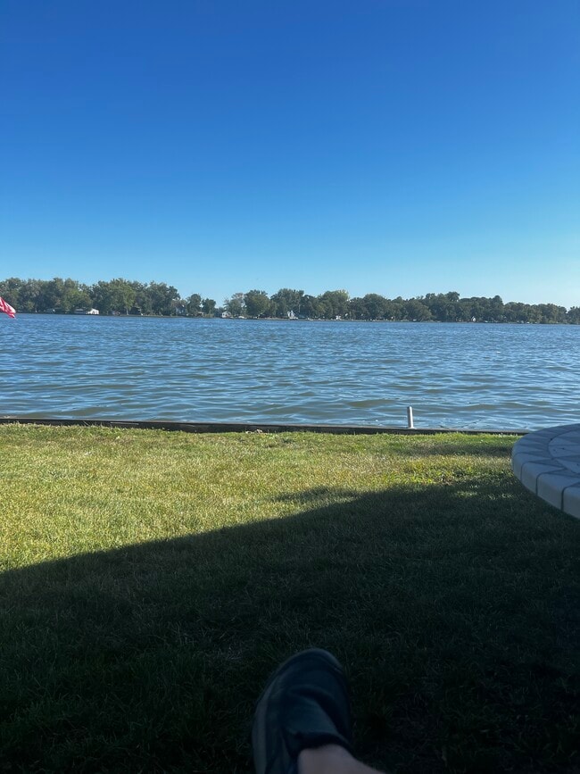 Building Photo - 163 Eagle Point Rd