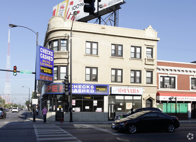 Building Photo - 3200-3202 N Cicero Ave