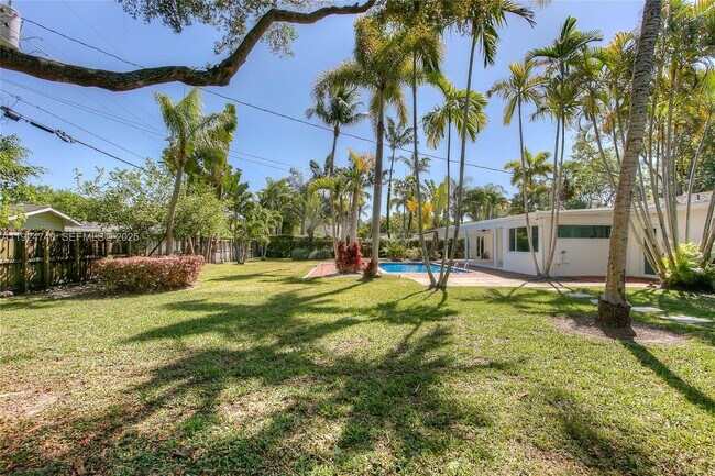 Building Photo - 8265 SW 150th Dr