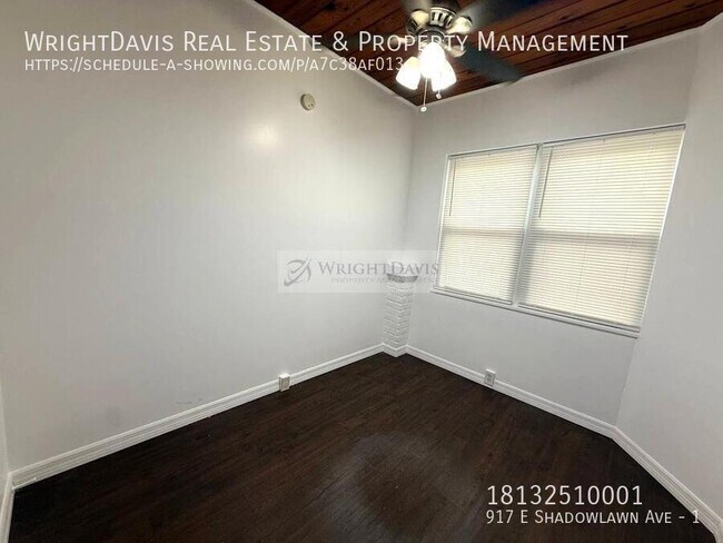 Building Photo - 917 E Shadowlawn Ave