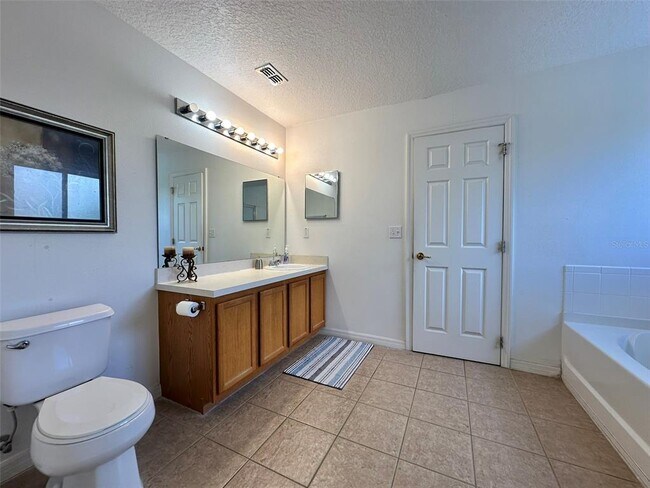 Building Photo - 519 Aldridge Ln