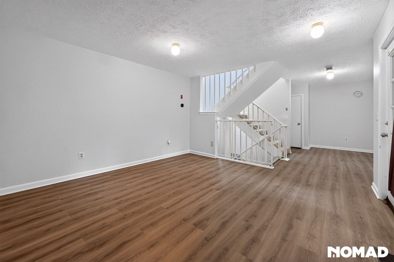 Building Photo - 9 Voyagers Ln