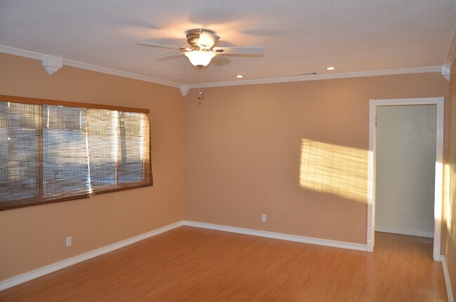 living room - 4626 W 171st St