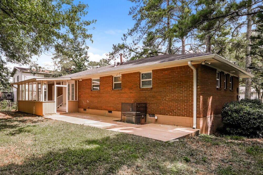 Building Photo - 303 Mercer Dr