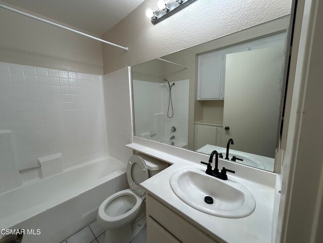 Building Photo - 354 Via Colinas