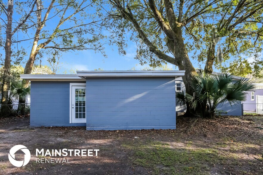 Building Photo - 5029 Fredericksburg Ave