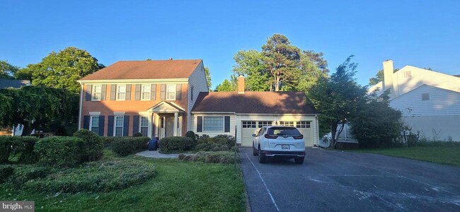 Building Photo - 10905 Bolton Dr