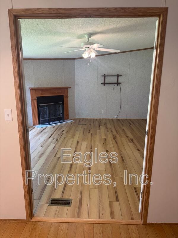Building Photo - 106 Wedgewood Pl