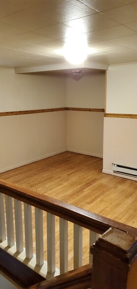 Bedroom - 410 Morton Ave