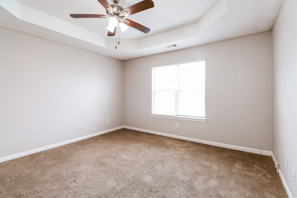 Building Photo - 4935 River Overlook Way