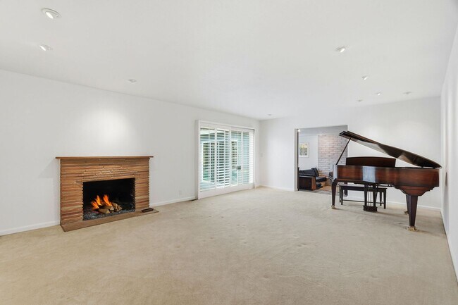 Building Photo - One-of-a-Kind Home with Pool, Gazebo, and Sunken Conversation Pit!