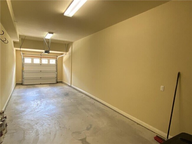 Building Photo - 4417 Mattie St