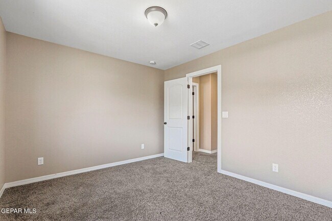 Building Photo - 1004 Wensley Pl