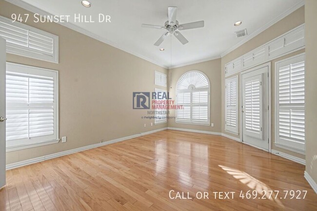 Building Photo - 947 Sunset Hill Dr