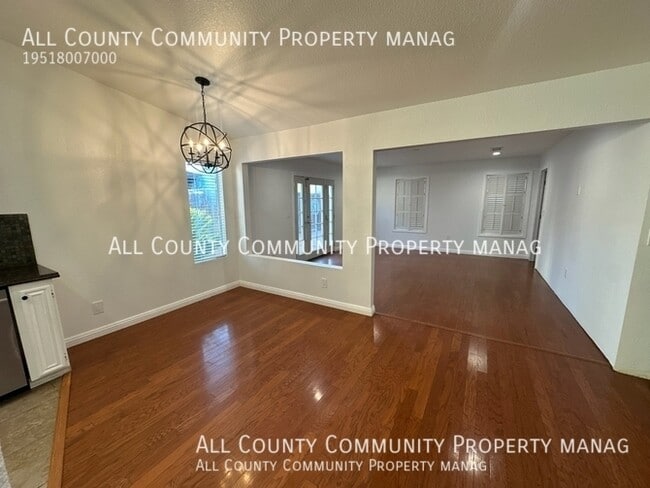Building Photo - 1857 Creekside Dr
