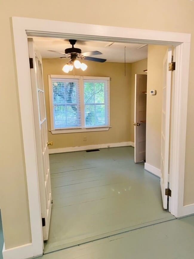 Building Photo - Two Bedroom Home - Folly Beach!