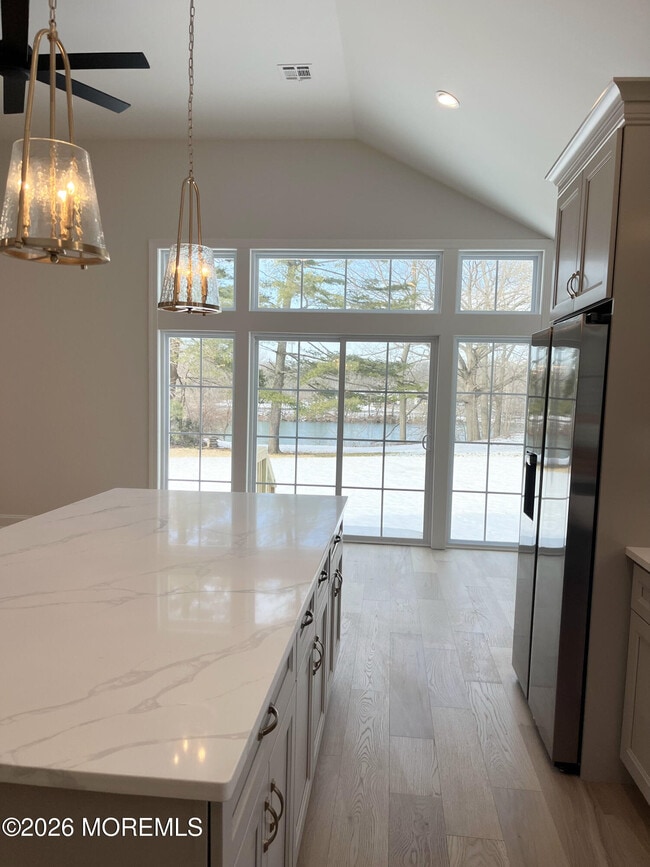 Building Photo - 10 Johnson Ave