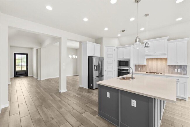 Building Photo - 15818 Weston Ridge Dr