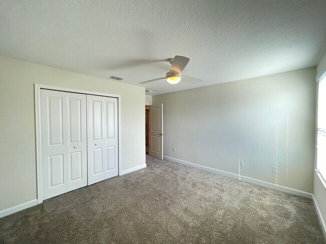 Building Photo - 10881 Longleaf Woods Dr