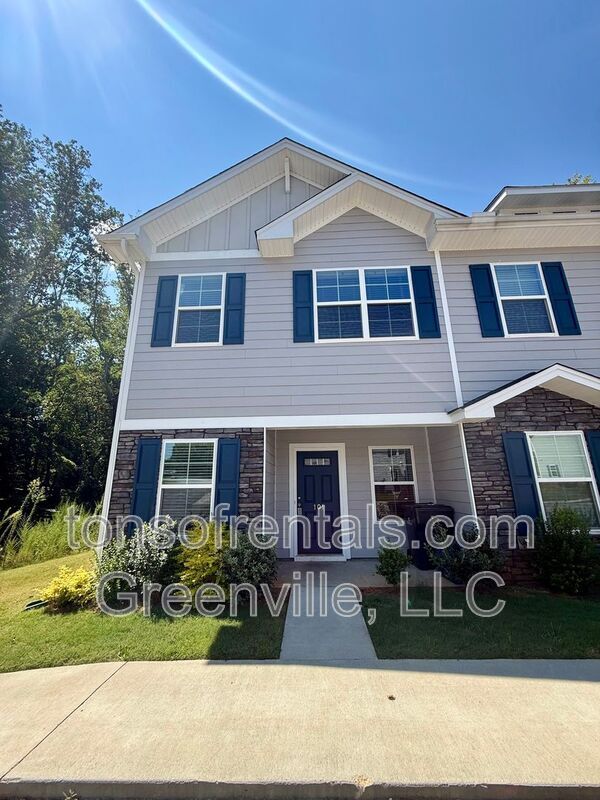 Building Photo - 101 Pendleton Place Way