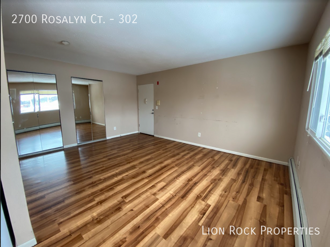 Building Photo - Charming Condo in New Hope for $1,375/month!