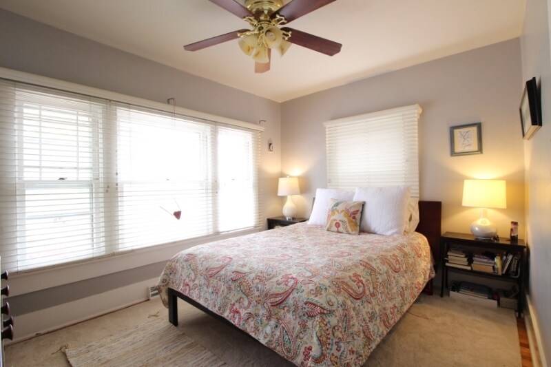 Building Photo - 3070 S Pennsylvania St