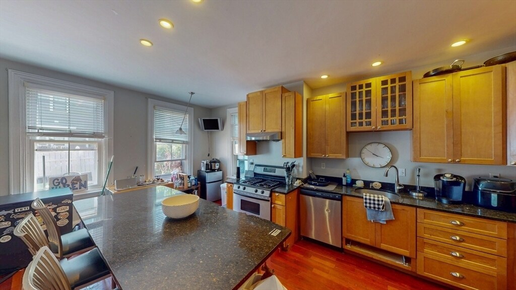Building Photo - 58 P St