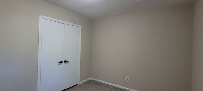 Building Photo - 2809 Seclusion Ct