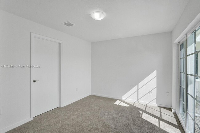 Building Photo - 58 SW 3rd Ct