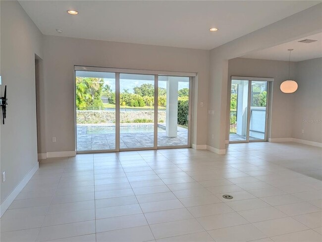 Building Photo - 7744 Sandhill Lake Dr