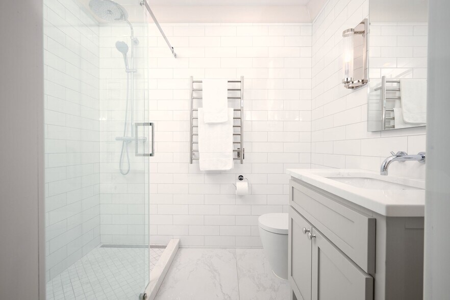 Building Photo - 137 Kendall Pond Rd